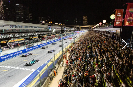 Super Pit Grandstand - Singapore Grand Prix Super Pit Grandstand - Singapore Grand Prix