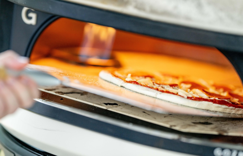 Pizza & Prosecco Hospitality - Southwell Racecourse Pizza & Prosecco Hospitality - Southwell Racecourse