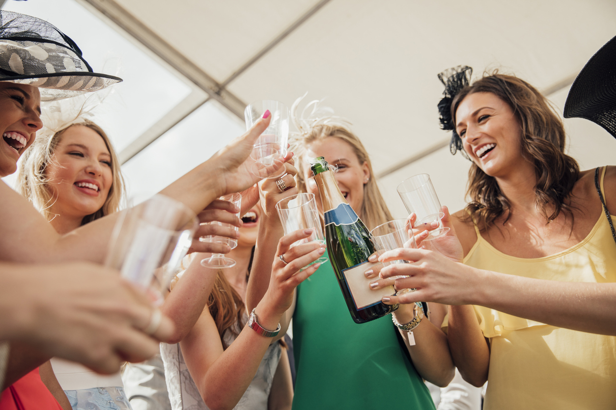 Pizza & Prosecco Hospitality - Southwell Racecourse Pizza & Prosecco Hospitality - Southwell Racecourse