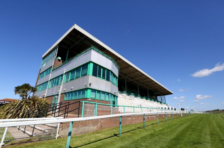 Social Celebration Box Hospitality - Brighton Racecourse Social Celebration Box Hospitality - Brighton Racecourse