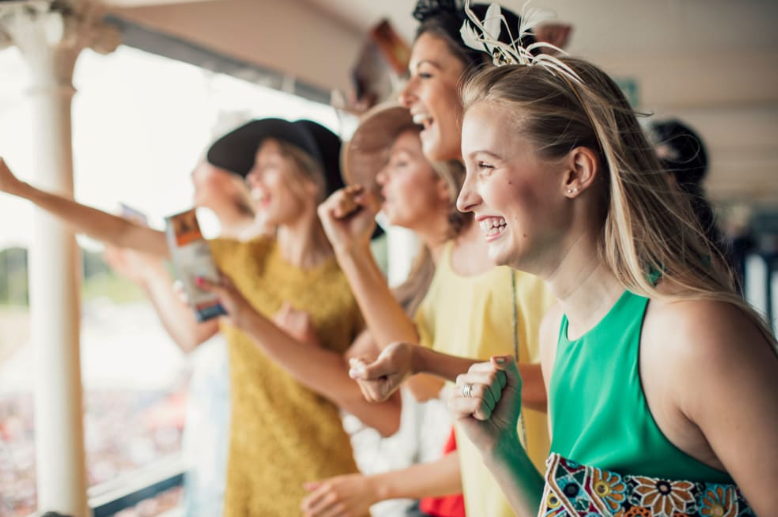 The Bottomless Trackside Experience Hospitality - Wolverhampton Racecourse The Bottomless Trackside Experience Hospitality - Wolverhampton Racecourse
